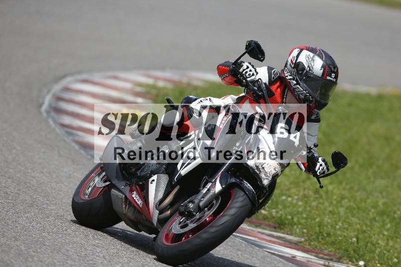 /Archiv-2024/29 12.06.2024 MOTO.CH Track Day ADR/Gruppe blau/64